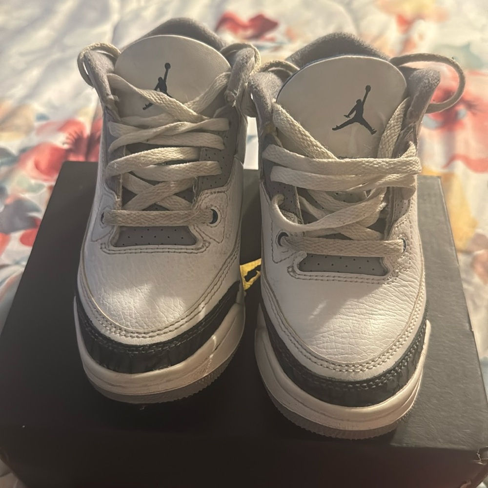 Slightly used selling as is size 11